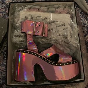 Demonia pink platform